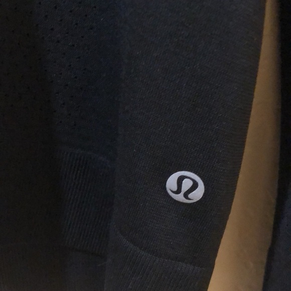Lululemon long sleeve top. - Picture 2 of 5
